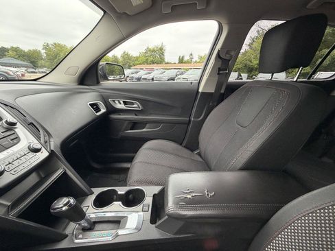 Used 2017 Chevrolet Equinox LT w/ Convenience Package FWD image 17
