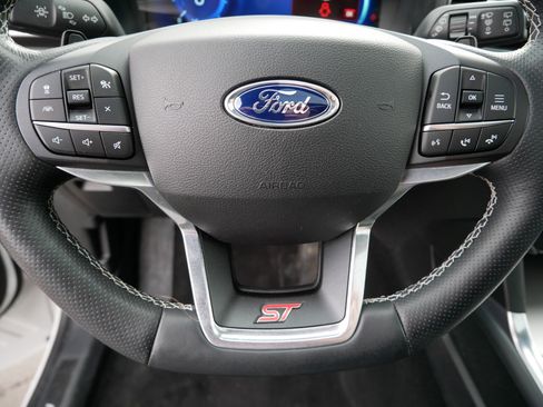 Used 2020 Ford Explorer ST image 25