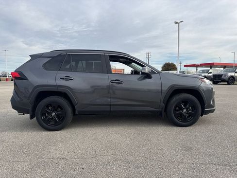 Used 2022 Toyota RAV4 XLE image 8