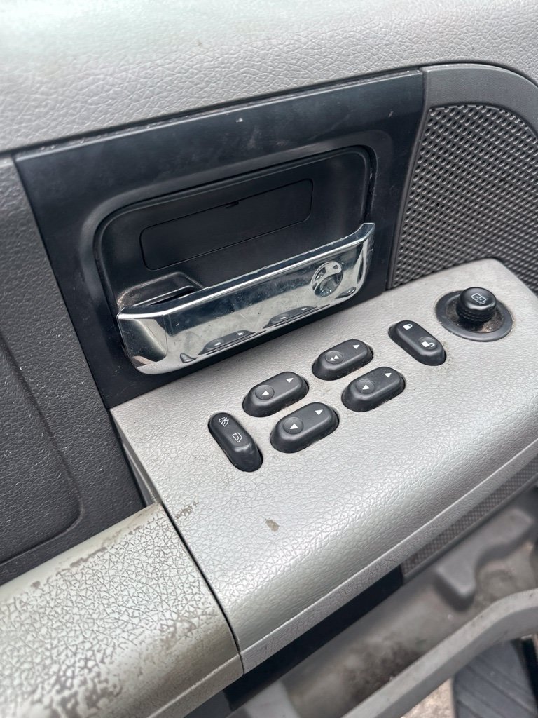 Used 2007 Ford F150 XLT AWD/4WD image 12