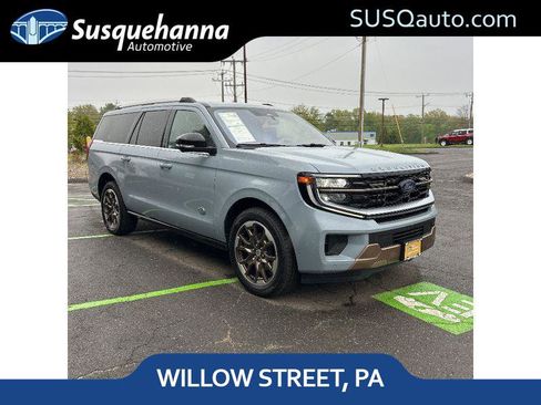 Used 2025 Ford Expedition Max King Ranch AWD/4WD image 1