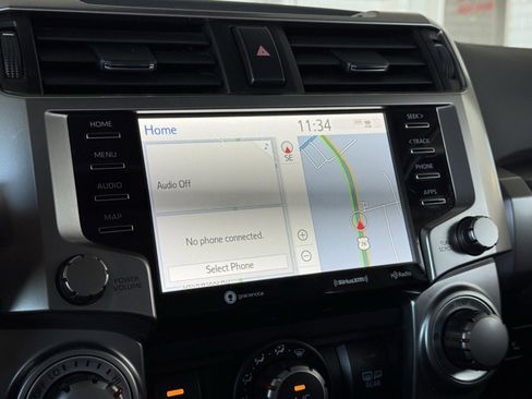 Used 2022 Toyota 4Runner SR5 Premium image 24