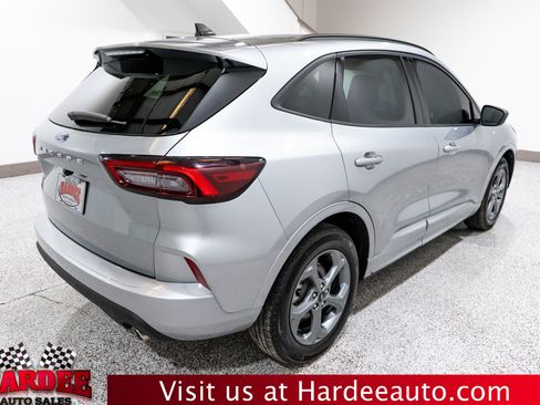 Used 2024 Ford Escape ST-Line image 5