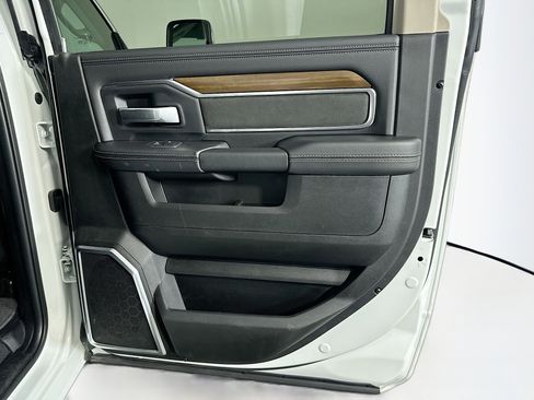 Used 2024 RAM 2500 Laramie w/ Safety Group image 31