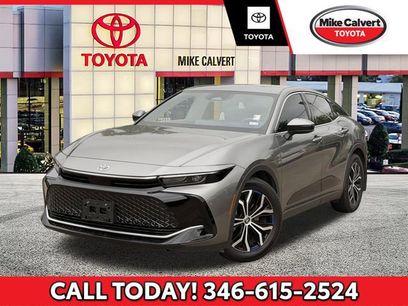 Used 2023 Toyota Crown XLE