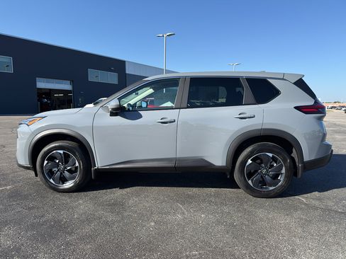 New 2026 Nissan Rogue SV image 6