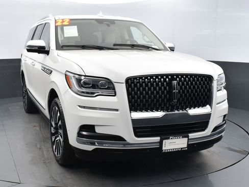 Certified 2022 Lincoln Navigator Black Label image 6