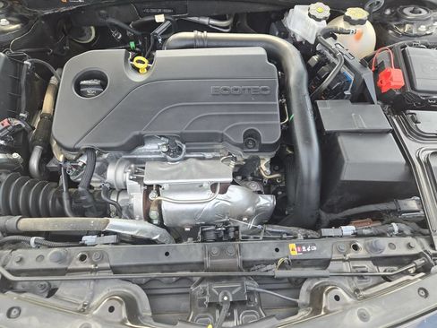 Used 2024 Chevrolet Malibu LT FWD image 30