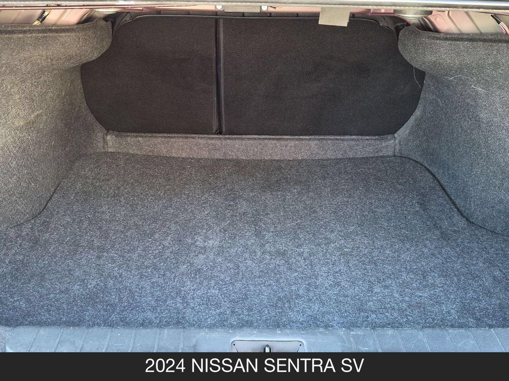 Used 2024 Nissan Sentra SV FWD image 23