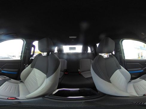 Used 2025 Toyota Tacoma TRD Off-Road image 41