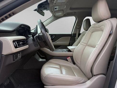 Used 2023 Lincoln Aviator Reserve RWD image 9