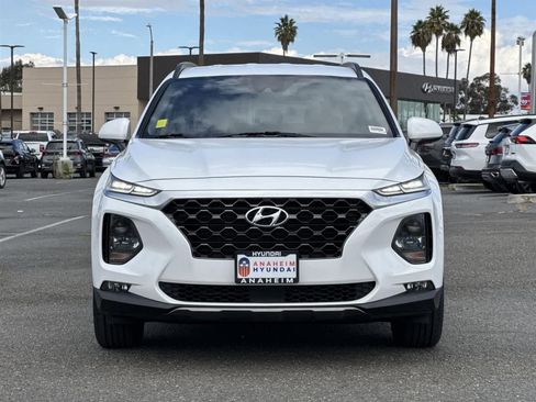 Used 2019 Hyundai Santa Fe SEL image 2
