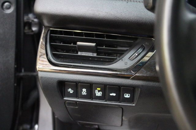 Used 2016 Toyota Avalon Limited FWD image 15