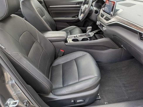 Used 2020 Nissan Altima 2.5 Platinum AWD/4WD image 21