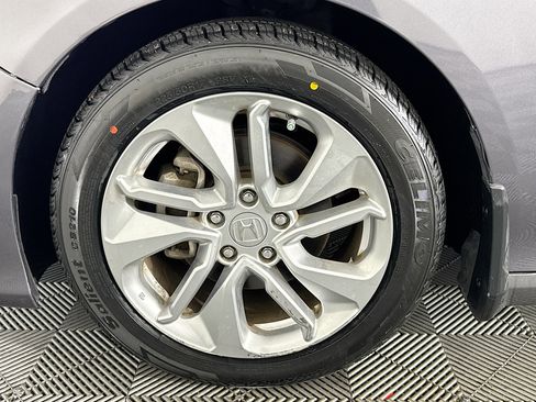 Used 2018 Honda Accord LX image 37