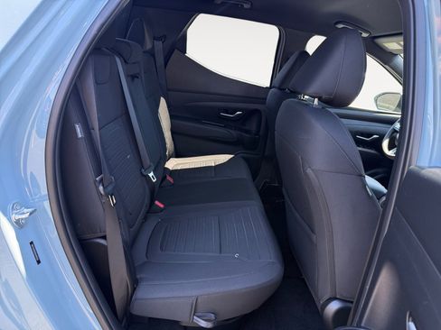 Certified 2025 Hyundai Santa Cruz SE FWD image 18