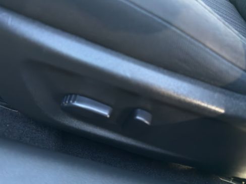 Used 2024 Nissan Altima 2.5 SV image 10