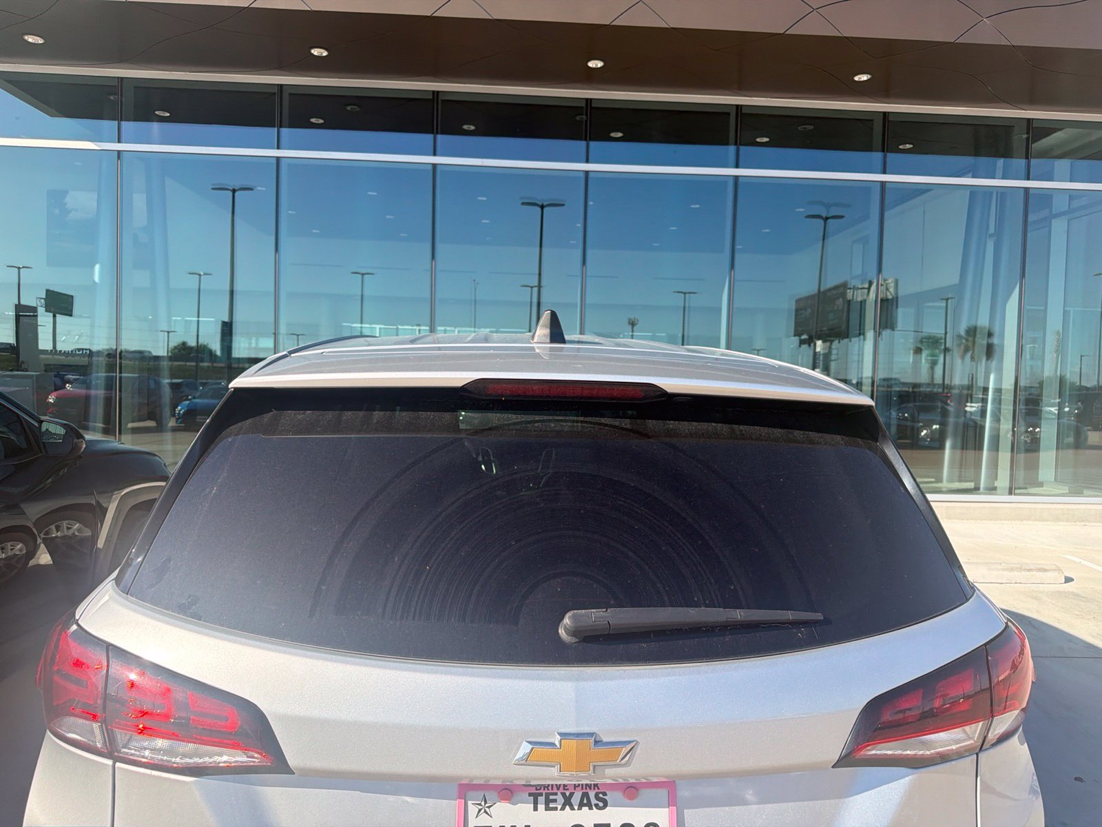 Used 2022 Chevrolet Equinox LS w/ LS Convenience Package FWD image 6