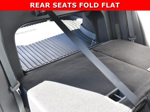 Used 2022 Toyota Camry SE FWD image 10