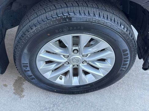Used 2019 Lexus GX 460 Premium w/ Premium Package AWD/4WD image 13