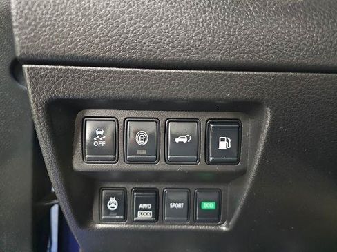 Used 2018 Nissan Rogue SL AWD/4WD image 14