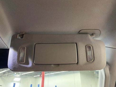 Used 2019 Chevrolet Suburban Premier image 41