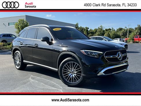 Used 2024 Mercedes-Benz GLC 300 4MATIC image 1