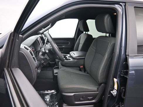 Used 2025 RAM 2500 Big Horn AWD/4WD image 22