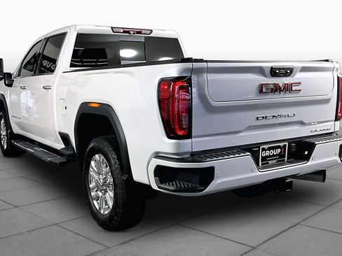 Certified 2022 GMC Sierra 2500 Denali w/ Denali Ultimate Package AWD/4WD image 12