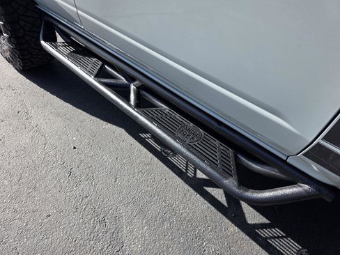 Used 2024 Ford Bronco Everglades image 35