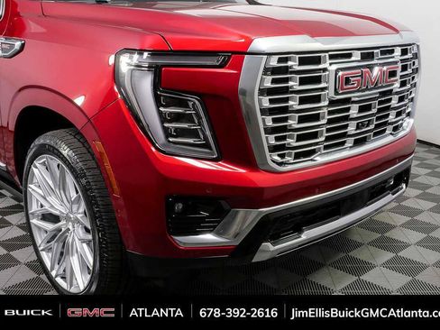 New 2026 GMC Yukon Denali w/ Denali Reserve Package AWD/4WD image 38