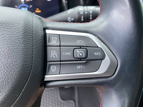 Used 2022 Jeep Compass Trailhawk w/ Trailhawk Elite Group AWD/4WD image 21