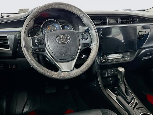 Used 2014 Toyota Corolla LE Premium FWD image 17