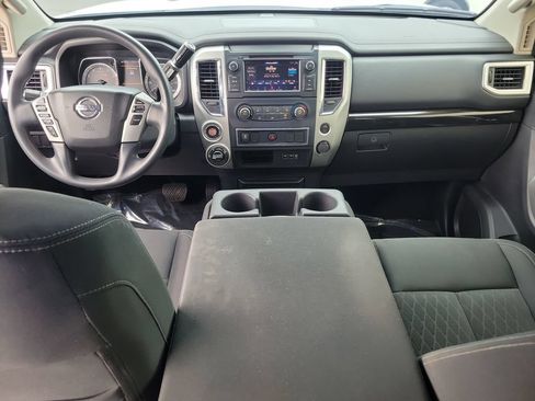 Used 2019 Nissan Titan SV AWD/4WD image 20