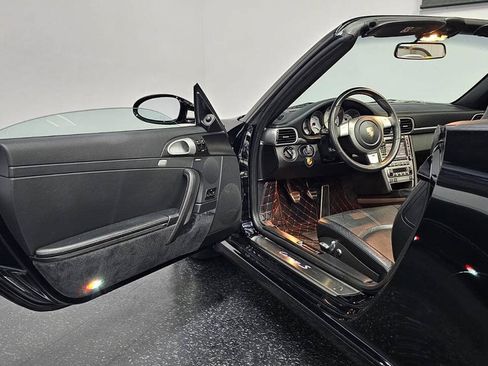Used 2007 Porsche 911 Carrera S RWD image 3