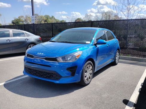 Used 2023 Kia Rio S image 3