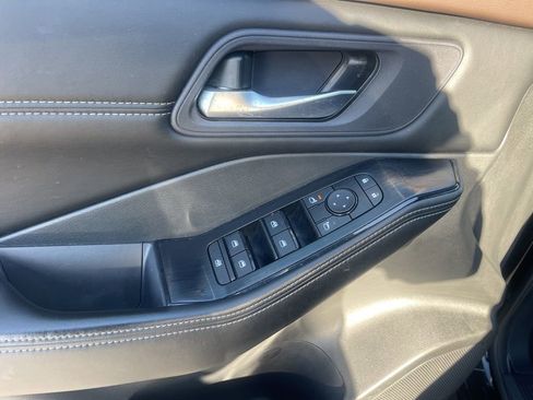 Certified 2023 Nissan Rogue SV w/ SV Premium B Package AWD/4WD image 14