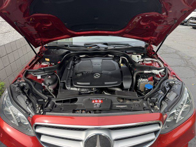 Used 2016 Mercedes-Benz E 350 4MATIC Wagon image 2
