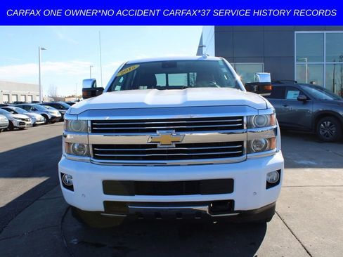 Used 2015 Chevrolet Silverado 2500 High Country w/ Duramax Plus Package image 2