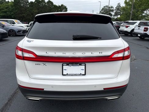 Used 2016 Lincoln MKX Reserve FWD image 23