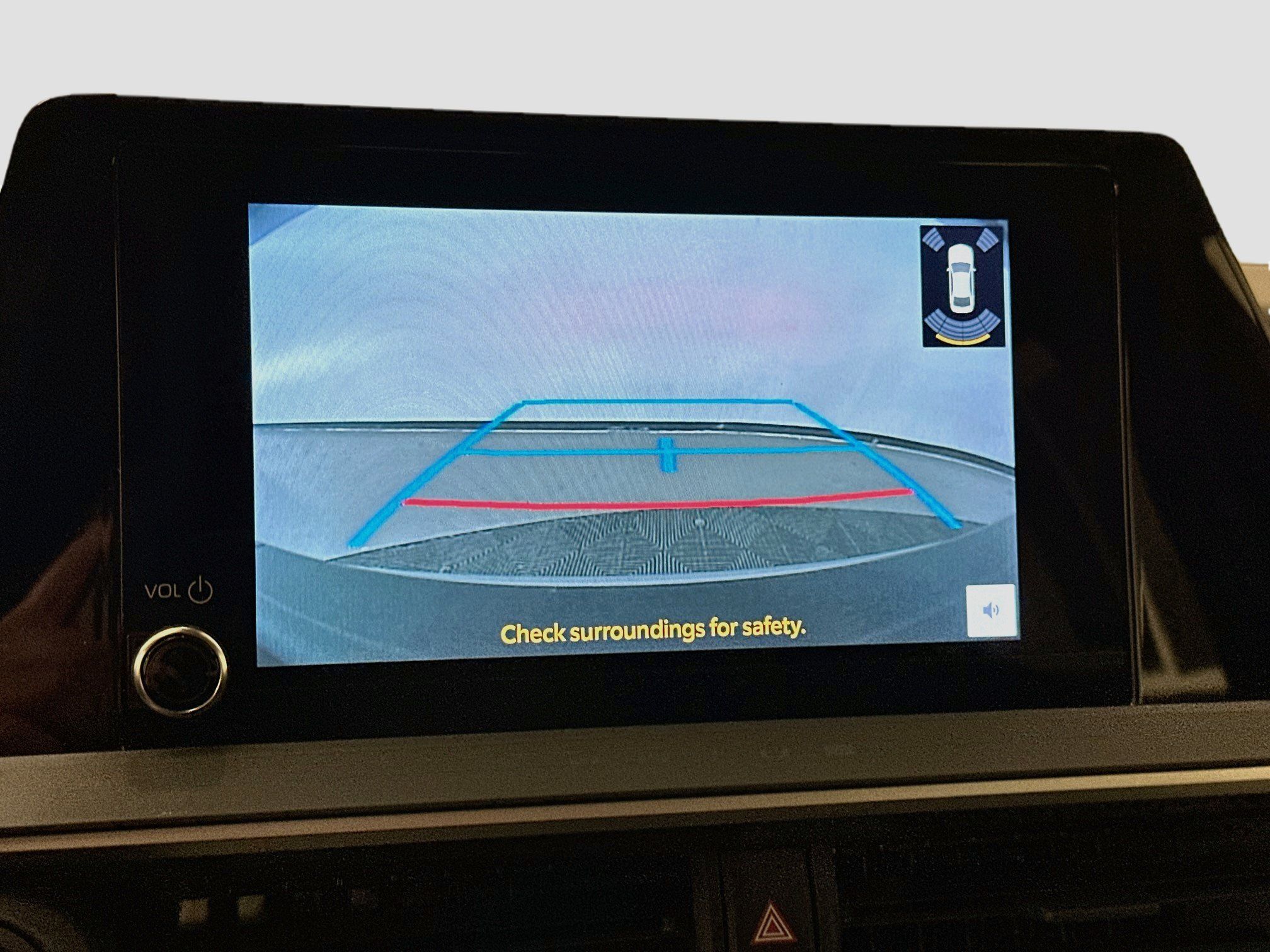 Used 2025 Toyota Prius LE FWD image 23
