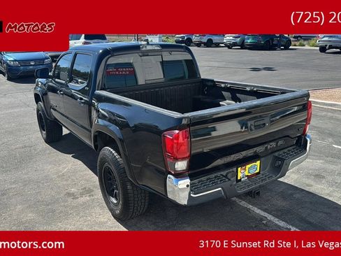 Used 2019 Toyota Tacoma SR5 RWD image 4