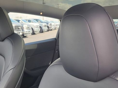 Used 2021 Tesla Model Y Performance image 9