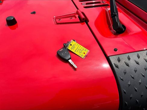 Used 2015 Jeep Wrangler Unlimited Sport w/ Quick Order Package 24S AWD/4WD image 10