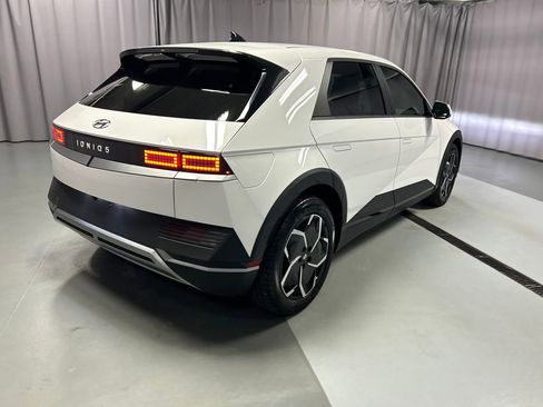 Used 2024 Hyundai Ioniq 5 SEL RWD image 7