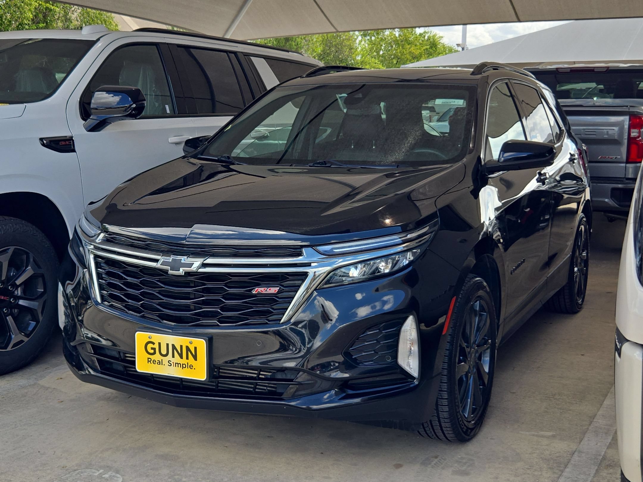 Certified 2022 Chevrolet Equinox RS FWD image 3