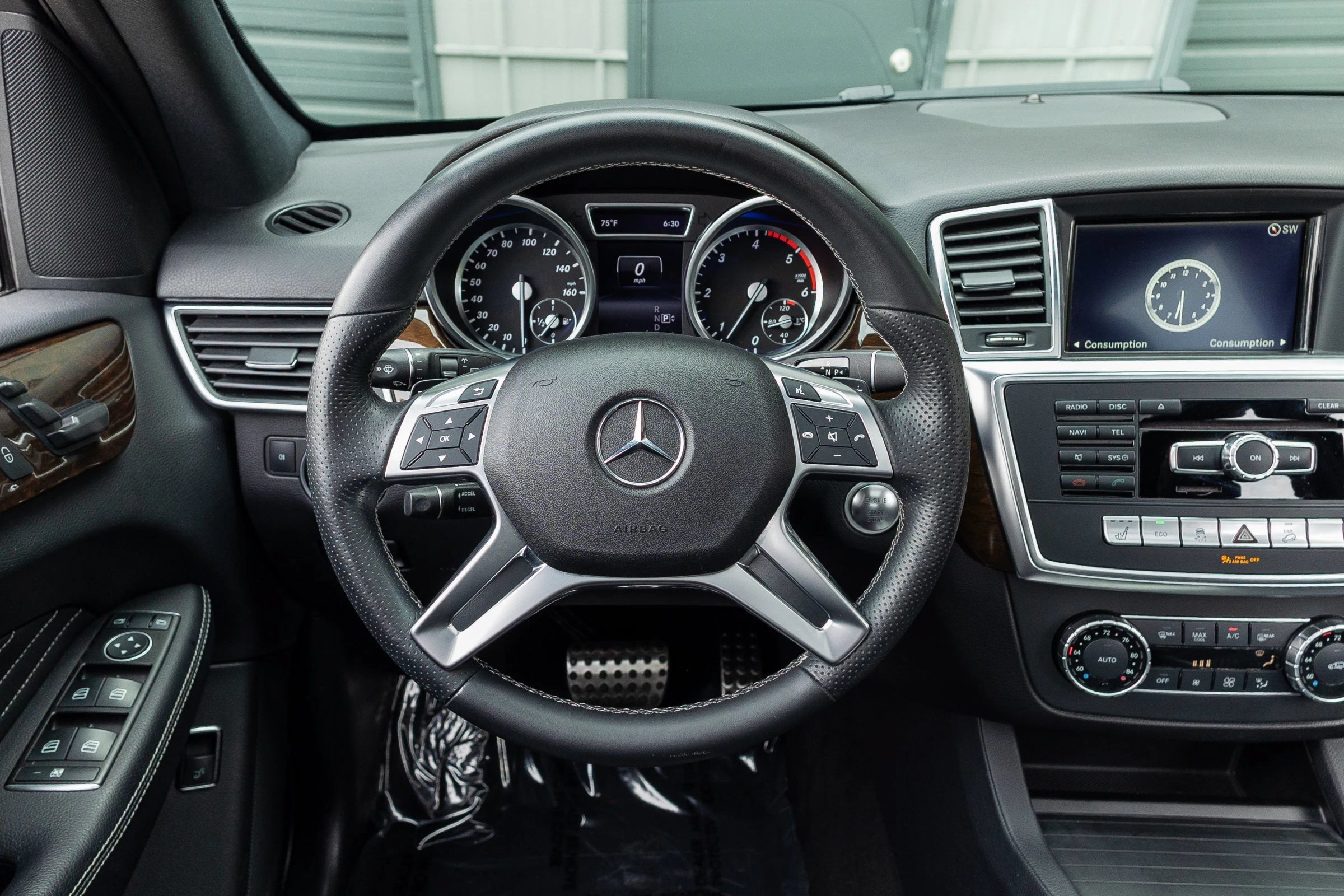 Used 2015 Mercedes-Benz ML 250 BlueTEC 4MATIC image 15