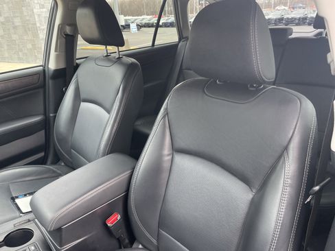 Used 2019 Subaru Outback 2.5i Limited image 12