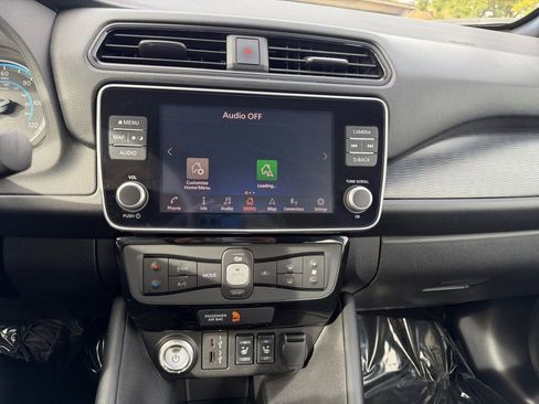 Used 2025 Nissan Leaf SV Plus image 22