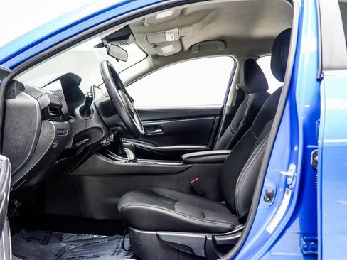 Used 2024 Nissan Sentra SV image 32